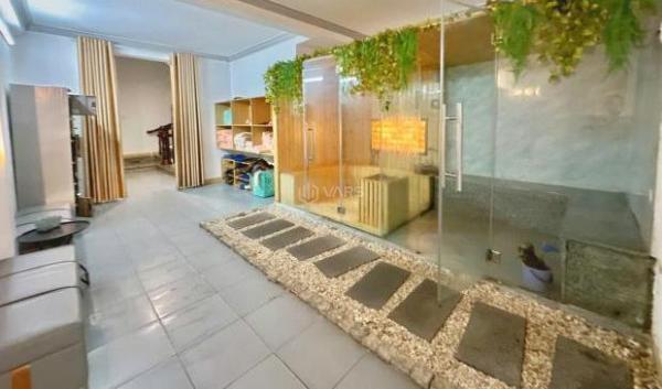 Bán nhà 3 lầu 🏬 mặt tiền đường Đồng Khởi gần BVĐK Đồng Nai. 5x30m sàn SD 420m2. Giá chỉ 15tỷ