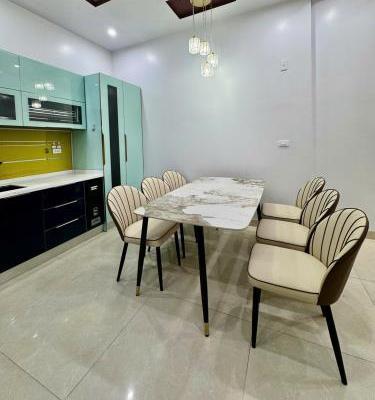 Cho thuê Nhà mặt phố 50m²