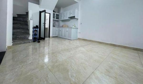 Bán nhà phố Xã Đàn, 🏚️ Đống Đa chỉ 5.66 tỷ 25m2 mặt tiền 5.8m xây 5 tầng 2 thoáng
