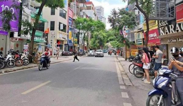 BÁN GẤP NHÀ PHỐ TÂN MAI, PHÂN LÔ Ô TÔ 🆘 TRÁNH, VỈA HÈ, KINH DOANH_DT 90M2, 5 TẦNG, MT 5M, 24