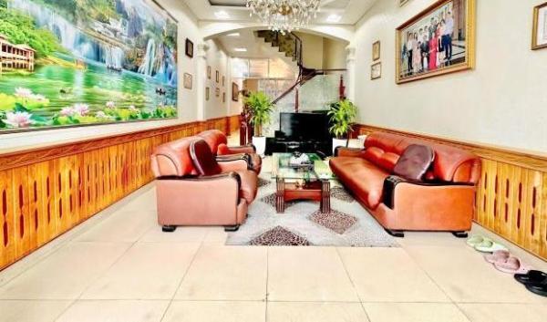 Bán nhà 4 tầng mặt đường Phương Lưu - gần 🆘 hồ Phương Lưu, chợ, Lộc Vừng Đỏ