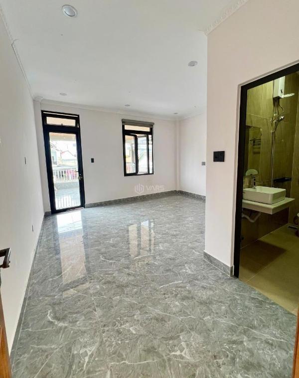 Cho 🏤 thuê nhà mặt tiền đường huyền trân công chúa, phường cam ly đà lạt