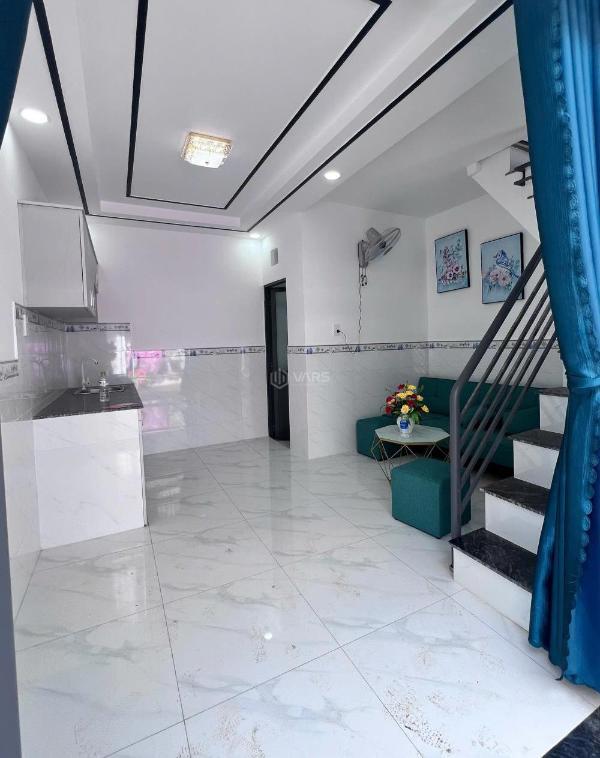 Bán Nhà mặt phố 24m²