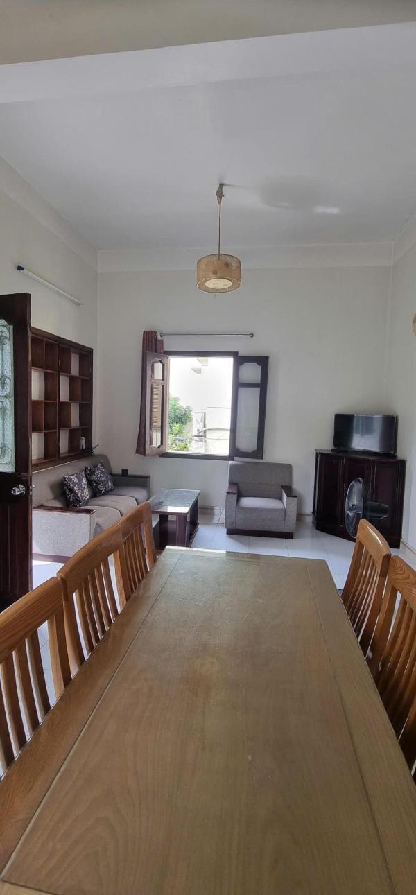 Cho thuê Căn hộ chung cư 150m²