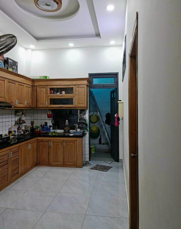 Chủ cần bán Nhà trong hẻm 120m²