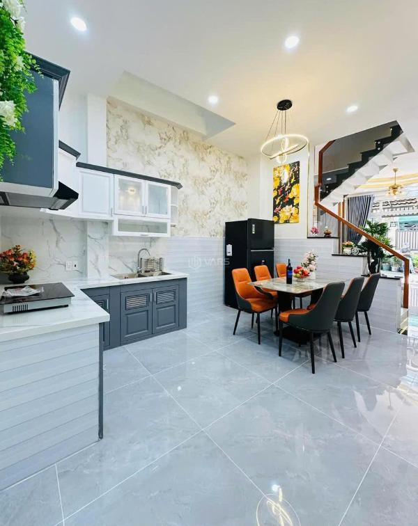 Cần bán Nhà trong hẻm 59m²