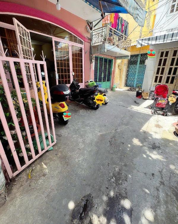 Chủ cần bán Nhà trong hẻm 45m²