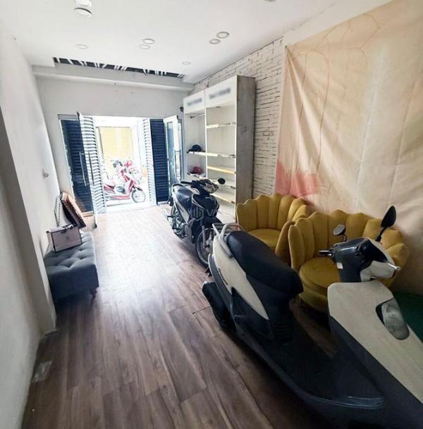 Nhà 3 tầng, hẻm xe hơi, lê văn sỹ, tân bình, 50m2, hơn 8 💥 tỷ tl