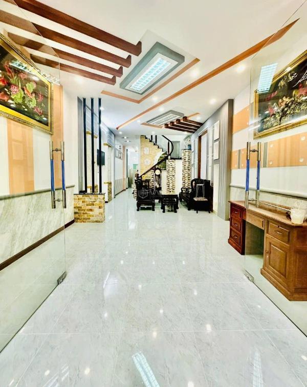Cần bán Nhà mặt phố 83m²