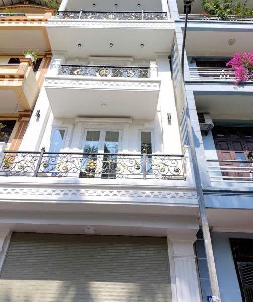 Bán nhà- 4 Tầng - Trần Thánh Tông ,về ở ngay,thiết kế đẹp,ô tô đỗ cửa,DT: 49m,Giá:5,2 🏤 tỉ