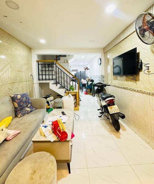 Hẻm Trục Thẳng_ XVNT_ 1 Trệt 2 Lầu_ 4 Phòng_ Nhà Đẹp Ở Ngay_ Chỉ 4.5 🏣 Tỷ