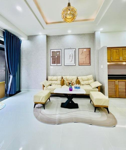 Sở hữu ngay căn nhà 55m2 Đ. Tân Sơn Nhì, TP. Giá: 🏦 3 Tỷ 090. SHR, có HĐ thuê 13 tr / tháng