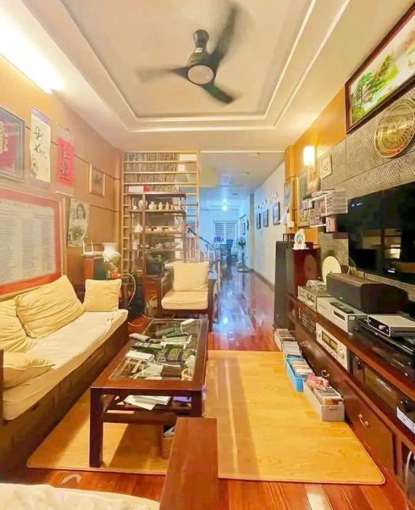 Bán nhà phố thái hà 69m 🏣 x 5 tầng mt 6m ô tô đỗ cửa k/d 20 tỷ đống đa