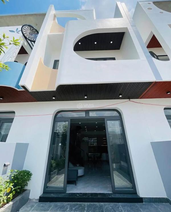 🏡 chính chủ bán nhà 1 trệt 1 lầu 3pn 🏤 3wc ngay kcn cầu tràm shr giá chỉ