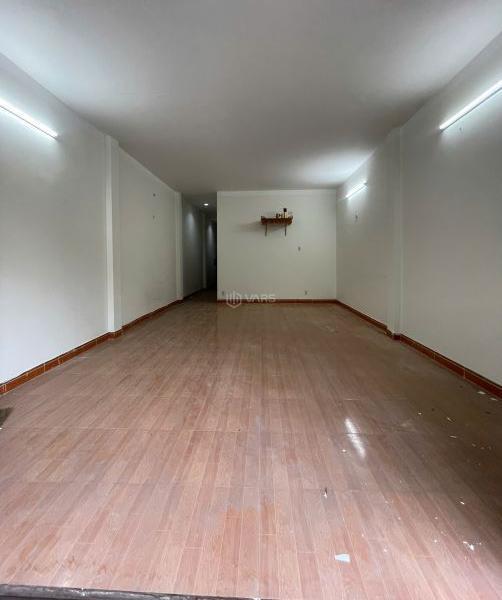 Chủ cho thuê Nhà mặt phố 100m²