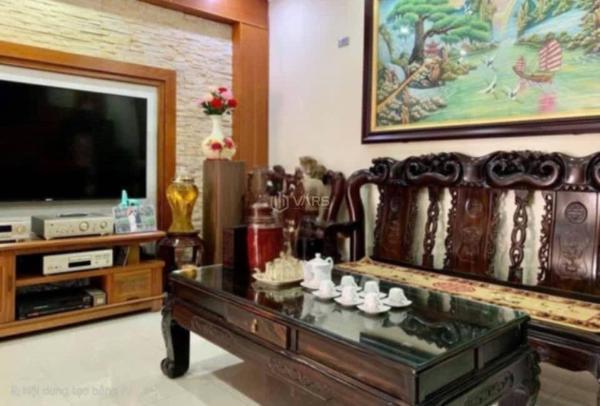 Bán Nhà trong hẻm 100m²