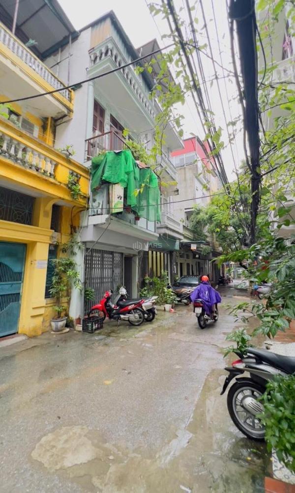 Nguyễn phúc lai bán nhà - ô tô tránh - lô góc - mặt 🏠 tiền rộng - xây toà đẹp