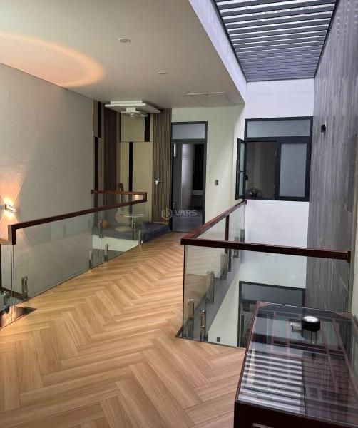 Chủ cần bán Nhà mặt phố 100m²