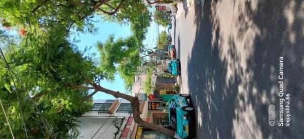 Bán Nhà mặt phố 170m²
