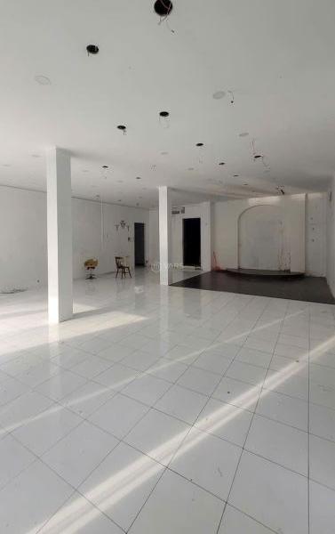 Cần cho thuê Nhà mặt phố 144m²