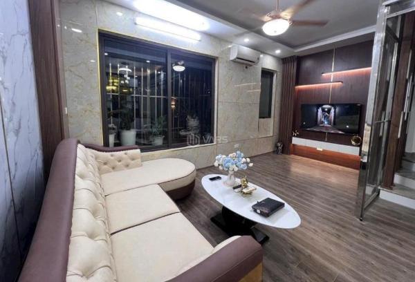 Bán nhà mặt ngõ ô tô đỗ cửa trung tâm 🏣 quận thanh xuân