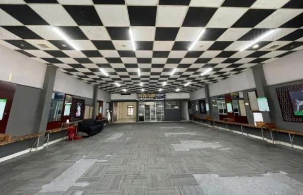 CHO THUÊ NHÀ 🌊 MẶT TIỀN 200m2: NGUYỄN PHƯỚC LAN - THÔNG SUỐT - NGANG 10M