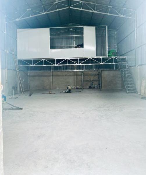 Cho thuê kho, xưởng 200m2 🆘 Chân cầu Nhật Tân
