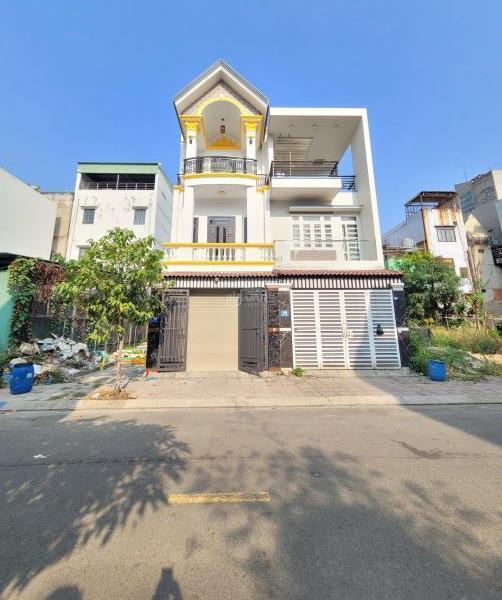 Bán nhà 1T2L 4.5x13.6m, đường D2 KDC 🏢 Phú Hồng Thịnh 6 p.Bình An gần làng đại học