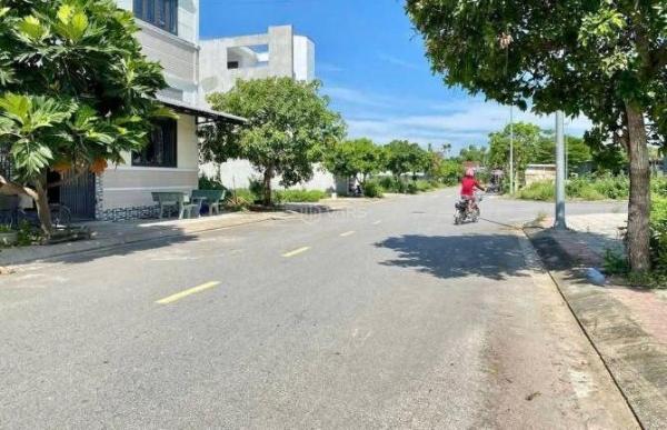 Cần bán Đất nền riêng lẻ 120m²