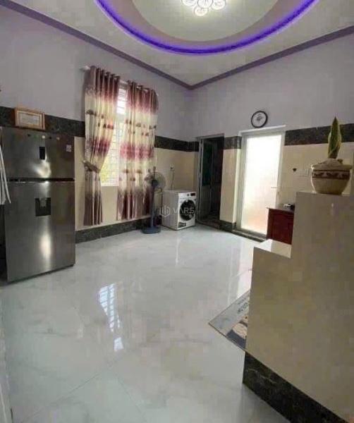 Nhà mới 🏣 phường 8 khu dân cư đông đúc Tp Vĩnh Long