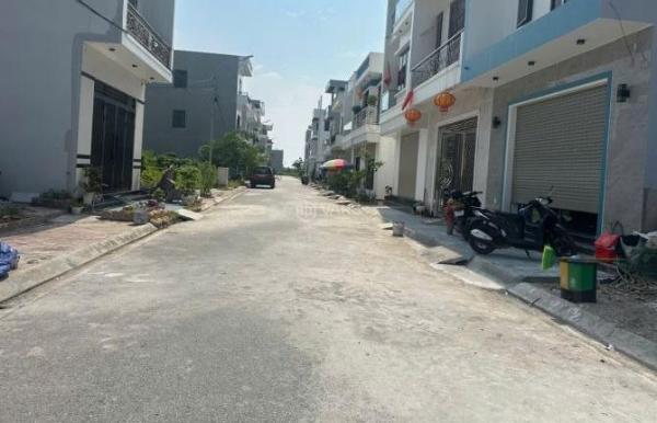 Bán đất 🆘 65m2 ngang 5m tại Tái Định Cư mới Ngọc Xuyên, Quận Đồ Sơn đường rộng 12m vỉa hè