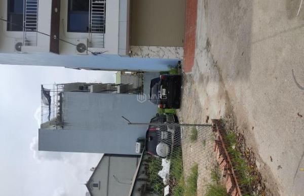Đất Long Biên Cự Khối 40mv Mặt 🏡 Tiền 3.8 Giá Nhỉnh 5 Tỷ Ôtô 7 Chỗ Vào Đất Thoải mái