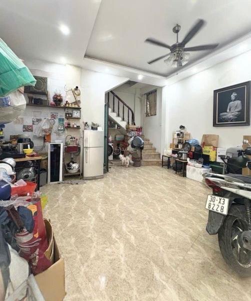 Bán Nhà trong hẻm 35m²
