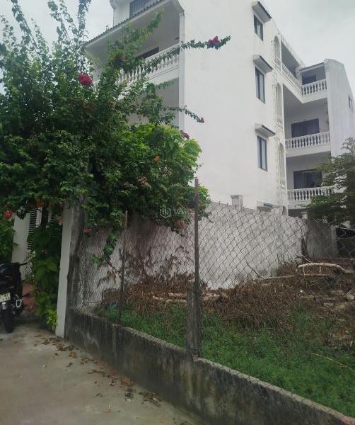 Chủ cần bán Nhà mặt phố 210m²