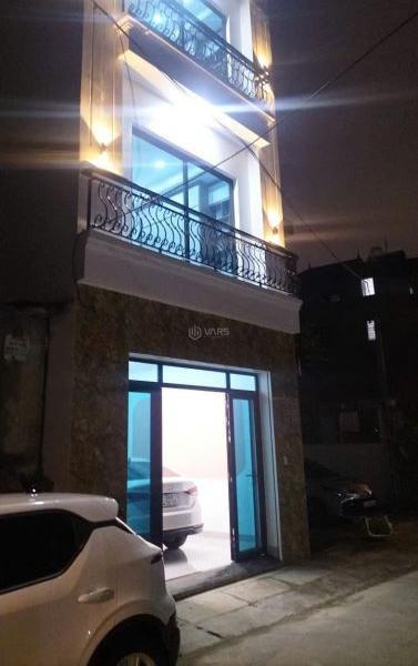 👉Em cần bán 🏬 nhà 4 tầng mặt phố Lý Quốc Bảo, hướng bắc