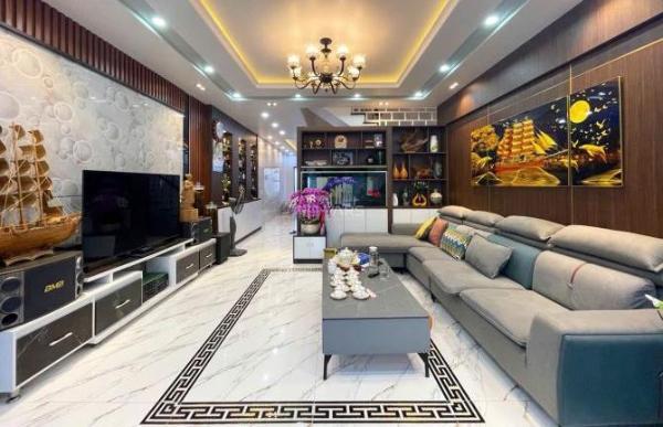 Chủ cần bán Nhà trong hẻm 90m²