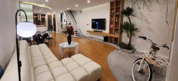 Cho thuê Nhà mặt phố 100m²