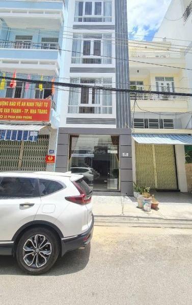 Chủ cần bán Nhà mặt phố 51m²