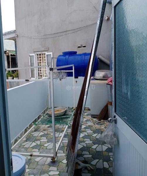 Bán Nhà trong hẻm 69m²
