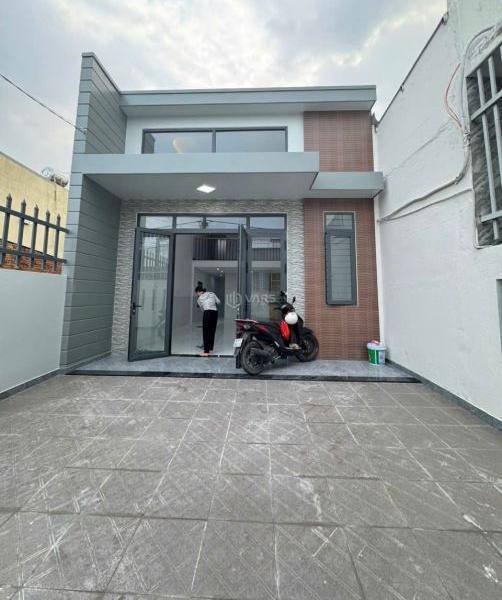 Cần bán Nhà trong hẻm 100m²