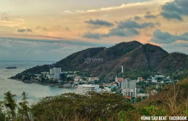 Cần bán Nhà mặt phố 1476m²