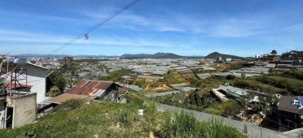 Bán lô đất liên kế 🏠 đường Sào Nam view thung lũng đèn thành phố Đầ Lạt
