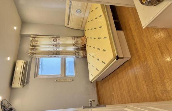 Cho 👍 thuê nhà ngõ 1 Lĩnh Nam gần Mai Động Dt: 44m2 4 tầng 4pn gần đủ nội thất giá thuê 12tr