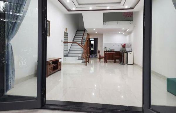 Cần cho thuê Nhà mặt phố 100m²