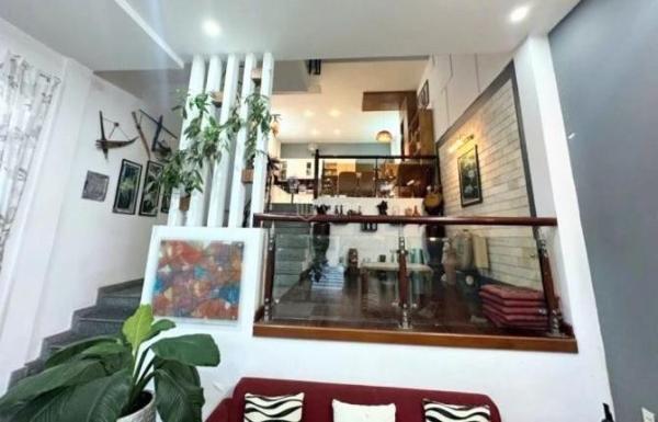 SIÊU PHẨM Nhà 3Tầng LÔ 🏬 GÓC - TRUNG TÂM QUẬN HẢI CHÂU 12Tỷ