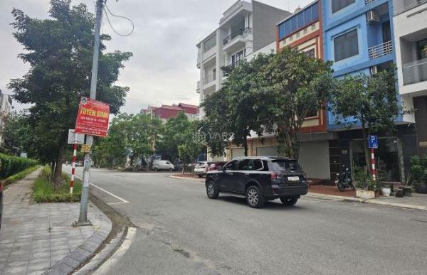 Bán tòa nhà thương mại nhà 6 tầng mặt đường Lê Thánh Tông Khả lễ 2 🔥 Nhìn chếch chung cư. BN