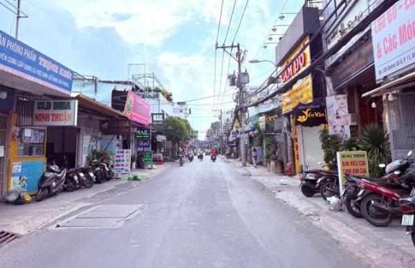 Bán Nhà trong hẻm 66m²