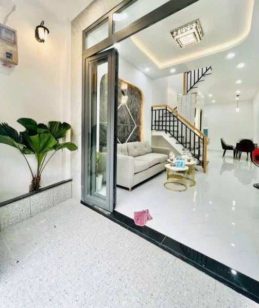 Chủ cần bán Nhà trong hẻm 80m²
