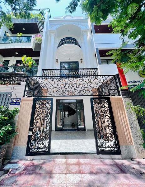 Bán Nhà mặt phố 85m²