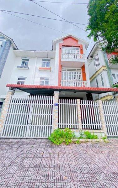 Cho thuê nhà 500 m2 gần xe Ford Cần Thơ có 🏢 sân rộng 14 triệu